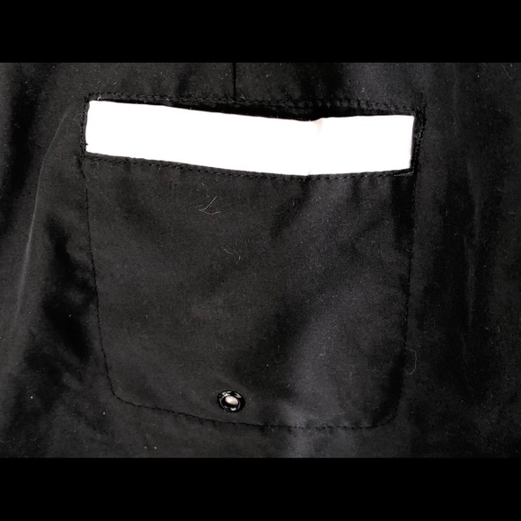 Oakley Boardshorts. 14’ Junior Size. - Picture 3 of 4